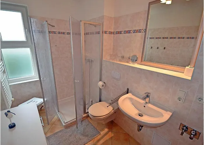 Amber No 20 Comfortable Vacation